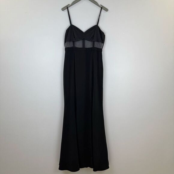 Fame & Partners  Francesca Mesh Gown ❤️ - Picture 4 of 12